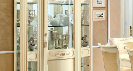 Трёхдверная витрина (стенка: ткань) TORRIANI AVORIO CAMELGROUP