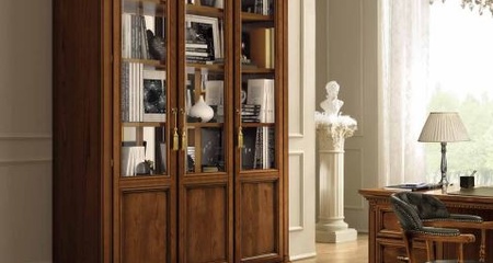 Трёхдверная витрина (деревянные полки) TREVISO CAMELGROUP